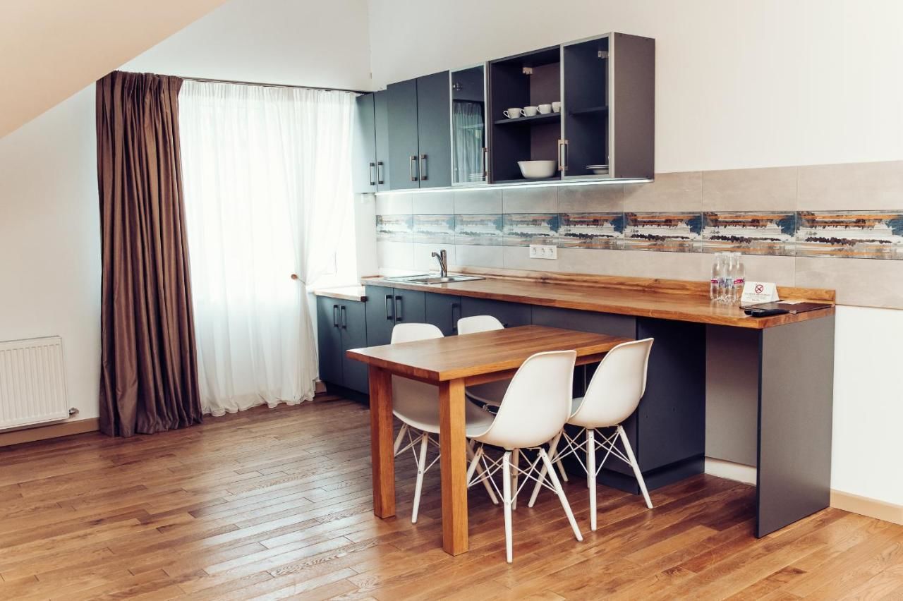 Отель Verhovel Hotel Верховина